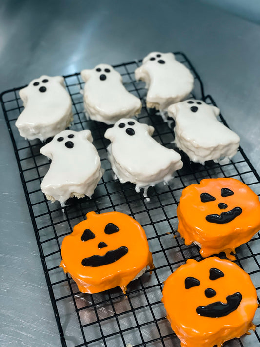 Jumbo Petit Fours