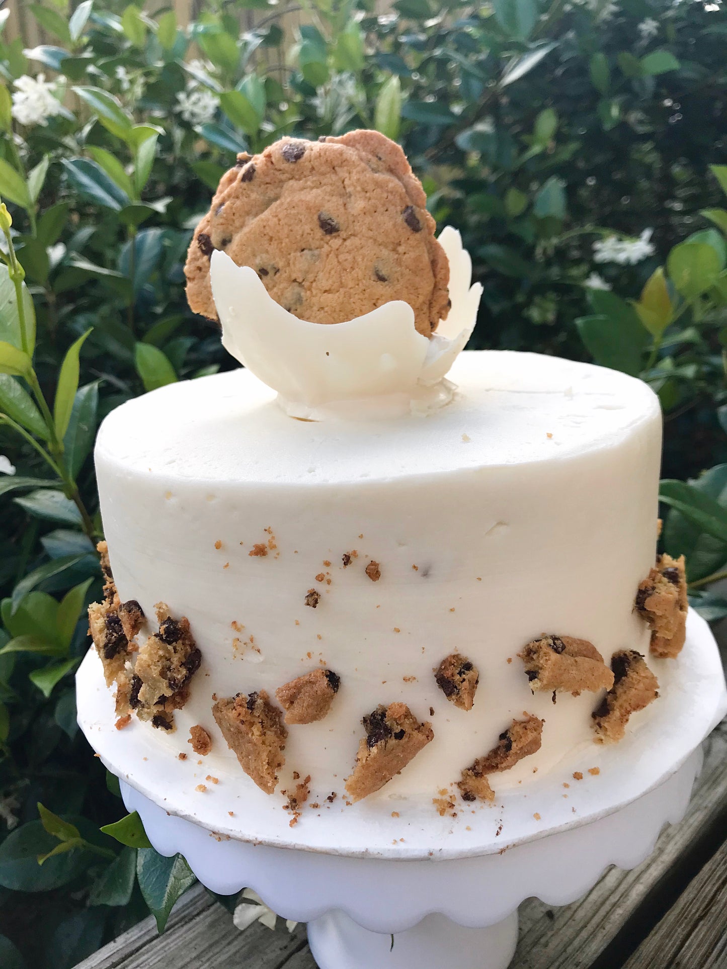 8" Cookies and Milk Cake